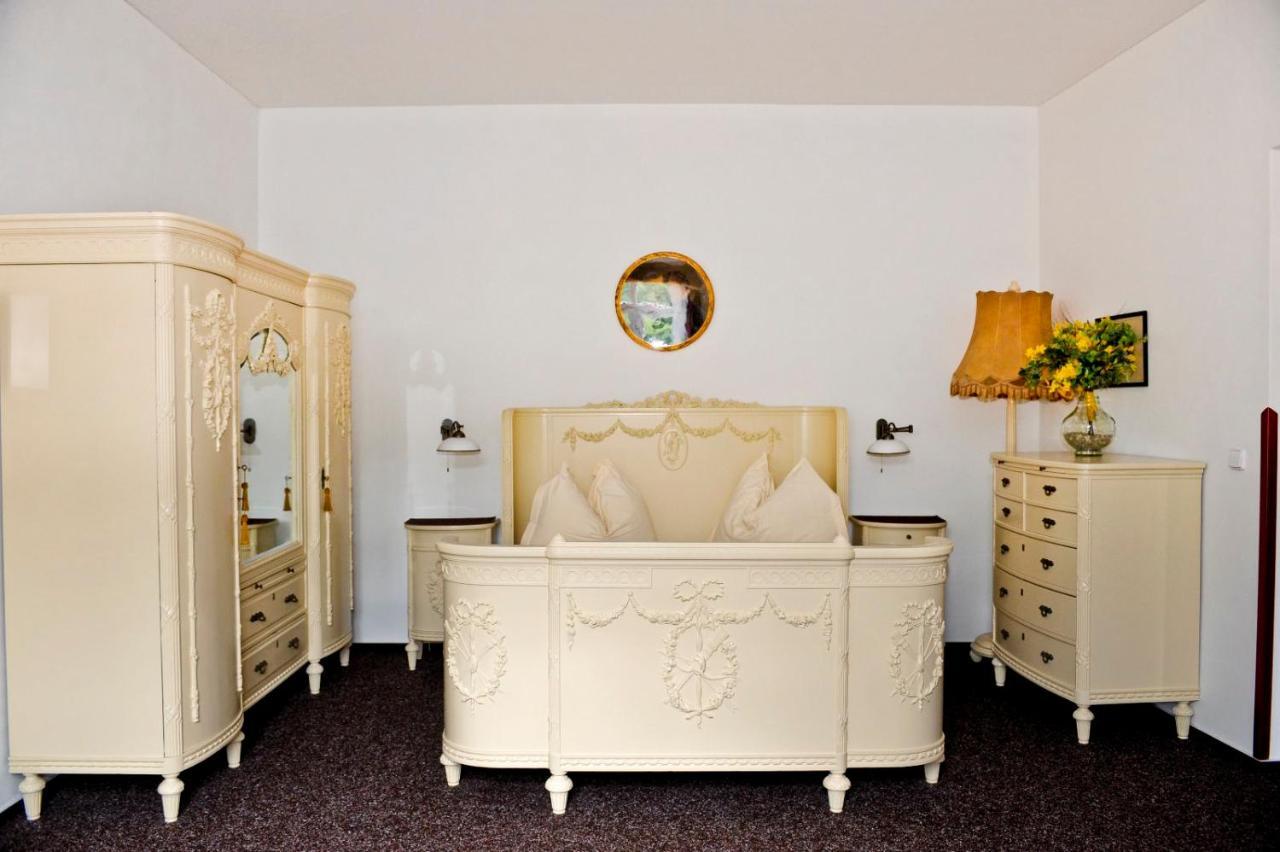 Hotel Cisar Ferdinand Loket Ngoại thất bức ảnh