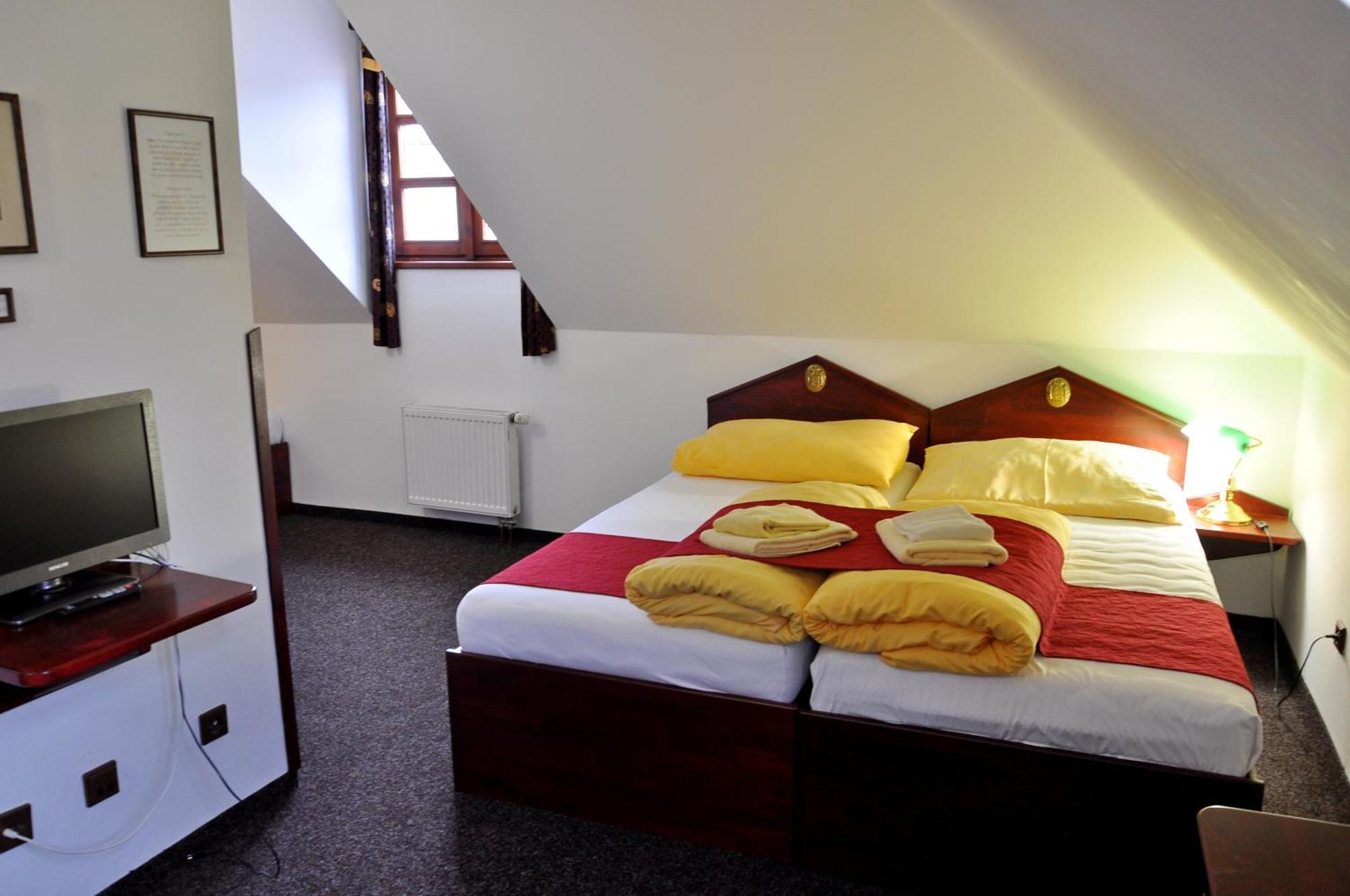 Hotel Cisar Ferdinand Loket Phòng bức ảnh