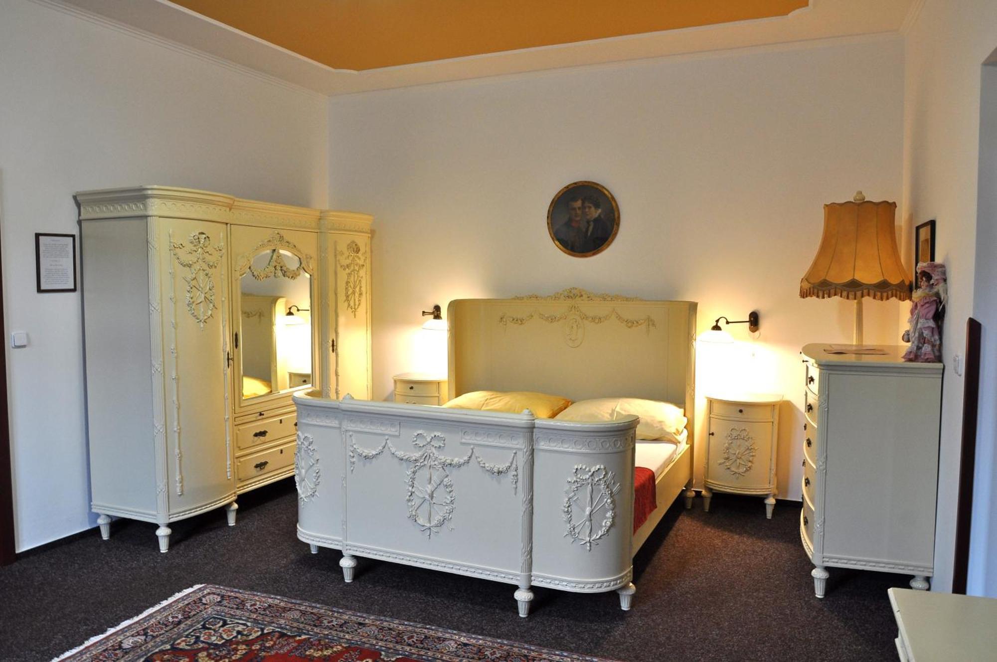 Hotel Cisar Ferdinand Loket Ngoại thất bức ảnh