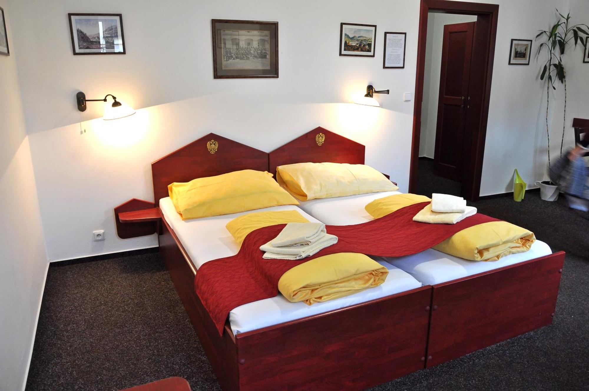 Hotel Cisar Ferdinand Loket Phòng bức ảnh